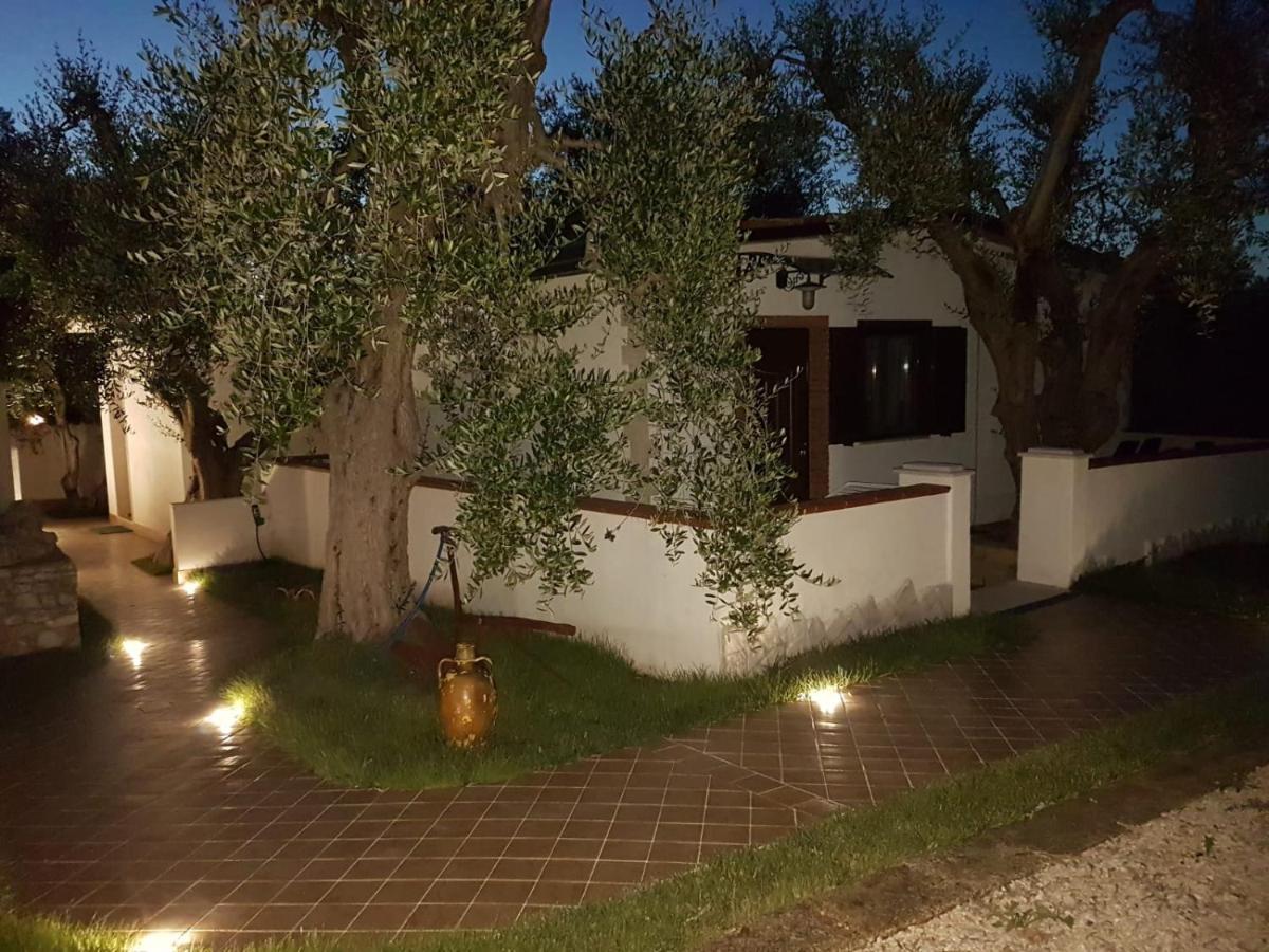 Case Vacanza La Greppia Rodi Garganico Εξωτερικό φωτογραφία